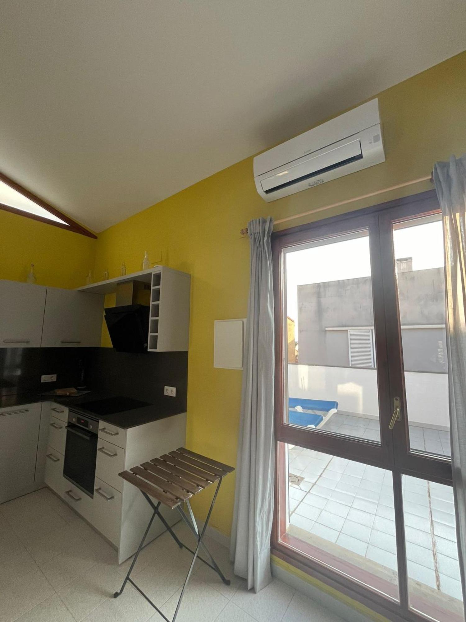 Apartamento Loft El Til-Ler Bellvei del Penedes Exterior foto